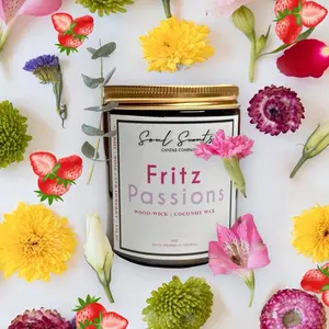 Strawberry + Lilac Candle+ crackling woodwick +soy wax+ handmade +all natural + dye free + paraffin free+ Decor