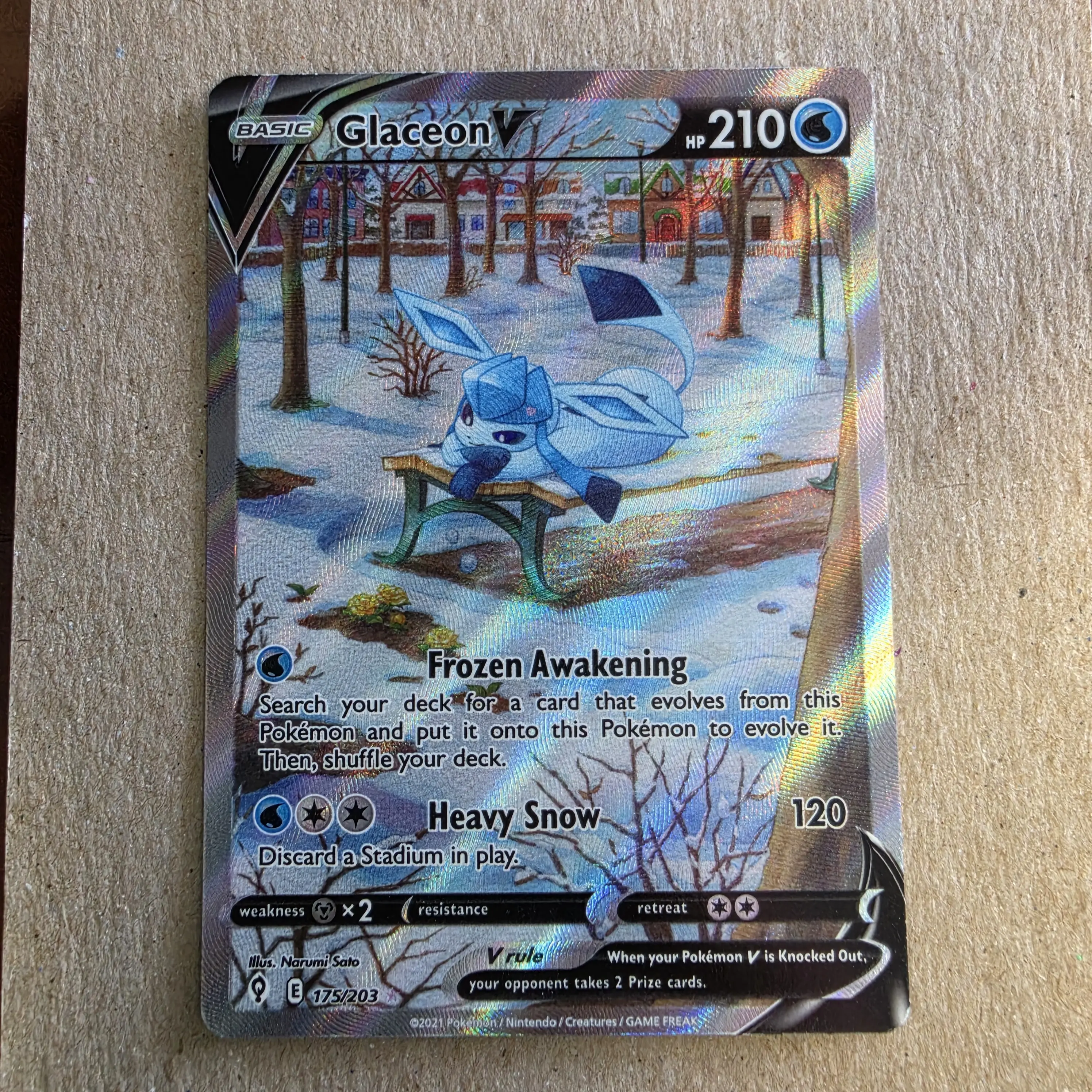 Glaceon V (Evolving Skies) 175/203