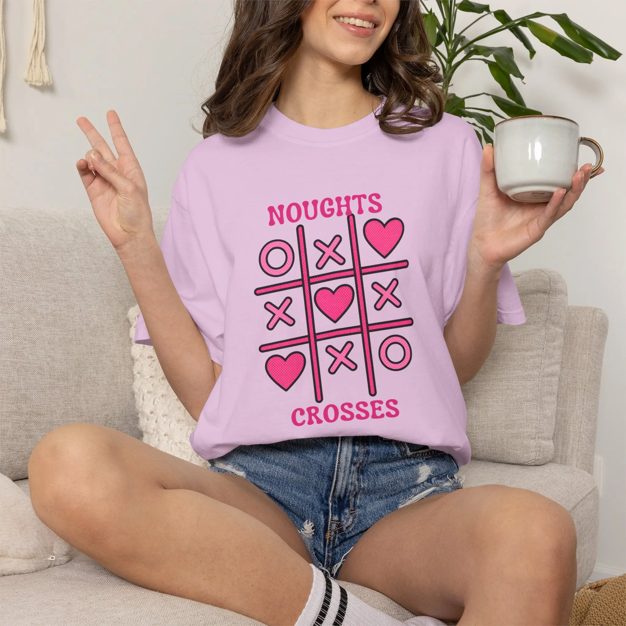 Noughts and Crosses Tic Tac Toe Hearts T-shirt | Pink Game Board |100% Cotton | Crew Neck | Breathable fabric |women's wear