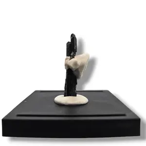 Aegirine Fluorescent Feldspar from Lulwe, Malawi