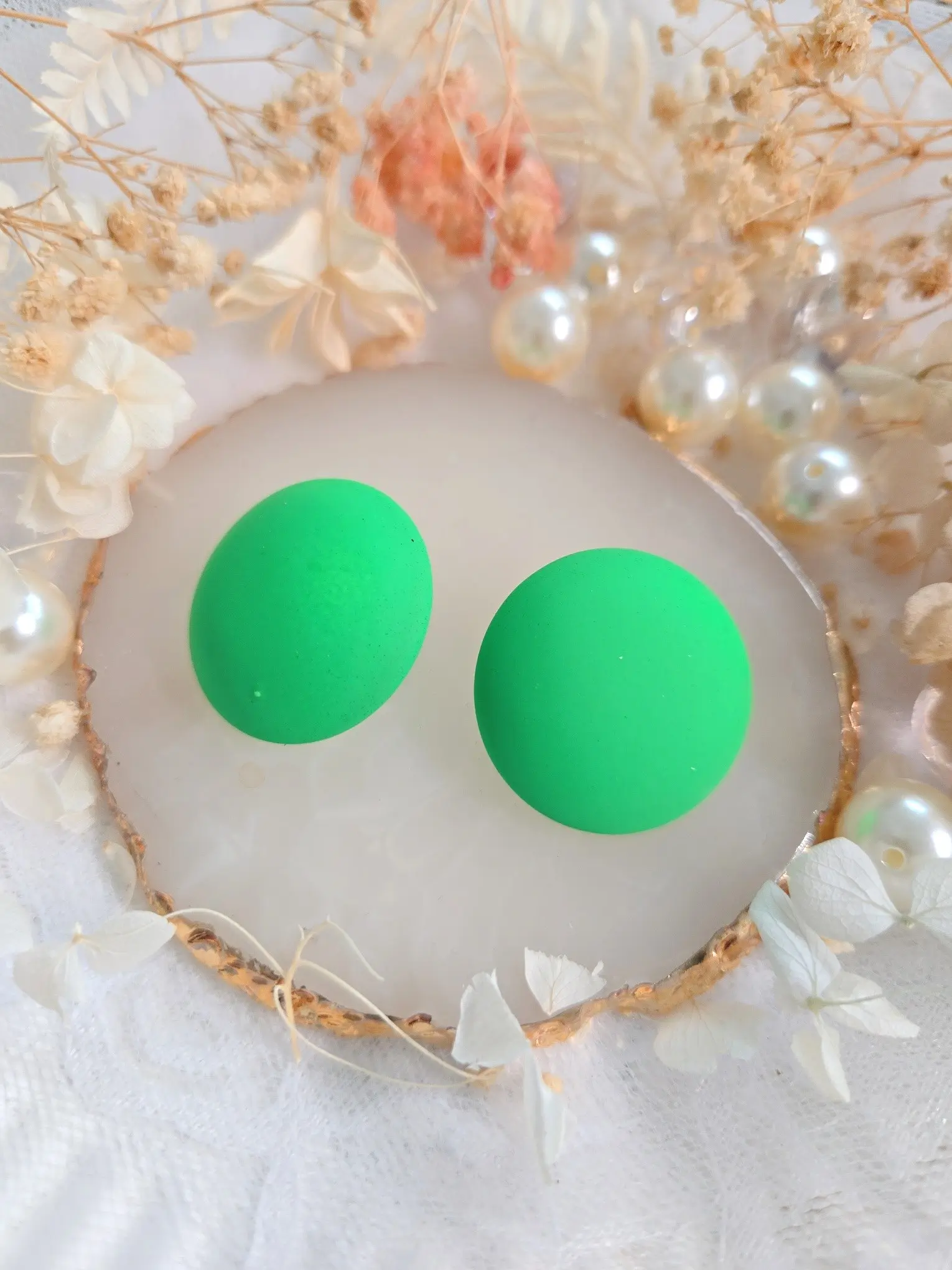 PINKme Neon Color Round shape 1 inch Stud Earring - Cute and Lovely Style - Fashionable and Versatile