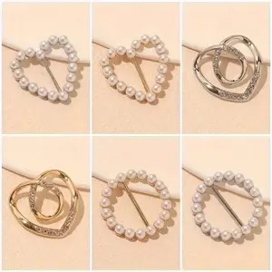 8Pcs Fashion Shirt Buckle Set Pearl Rhinestone Heart Round Daisy Clips For Women Metal Scarf Rings No Sew Waist Cinching T Shirt Styling Outfit Upgrade Jewelry Accessories