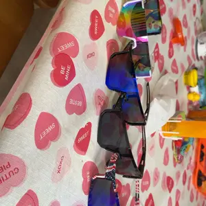 Unisex Sporty Polka Dot & Striped Pattern Flat Top Shaped Sunglasses Set, Outdoor Sports Sunglasses for Kids, Fashion Accessories for Outdoor Activities,  Accessories for Girls