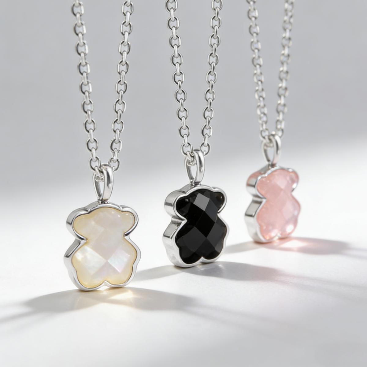 Chic Bear Shape Pendant Necklace, Polished Chain with Faceted Inlay, Timeless Everyday Jewelry Gift