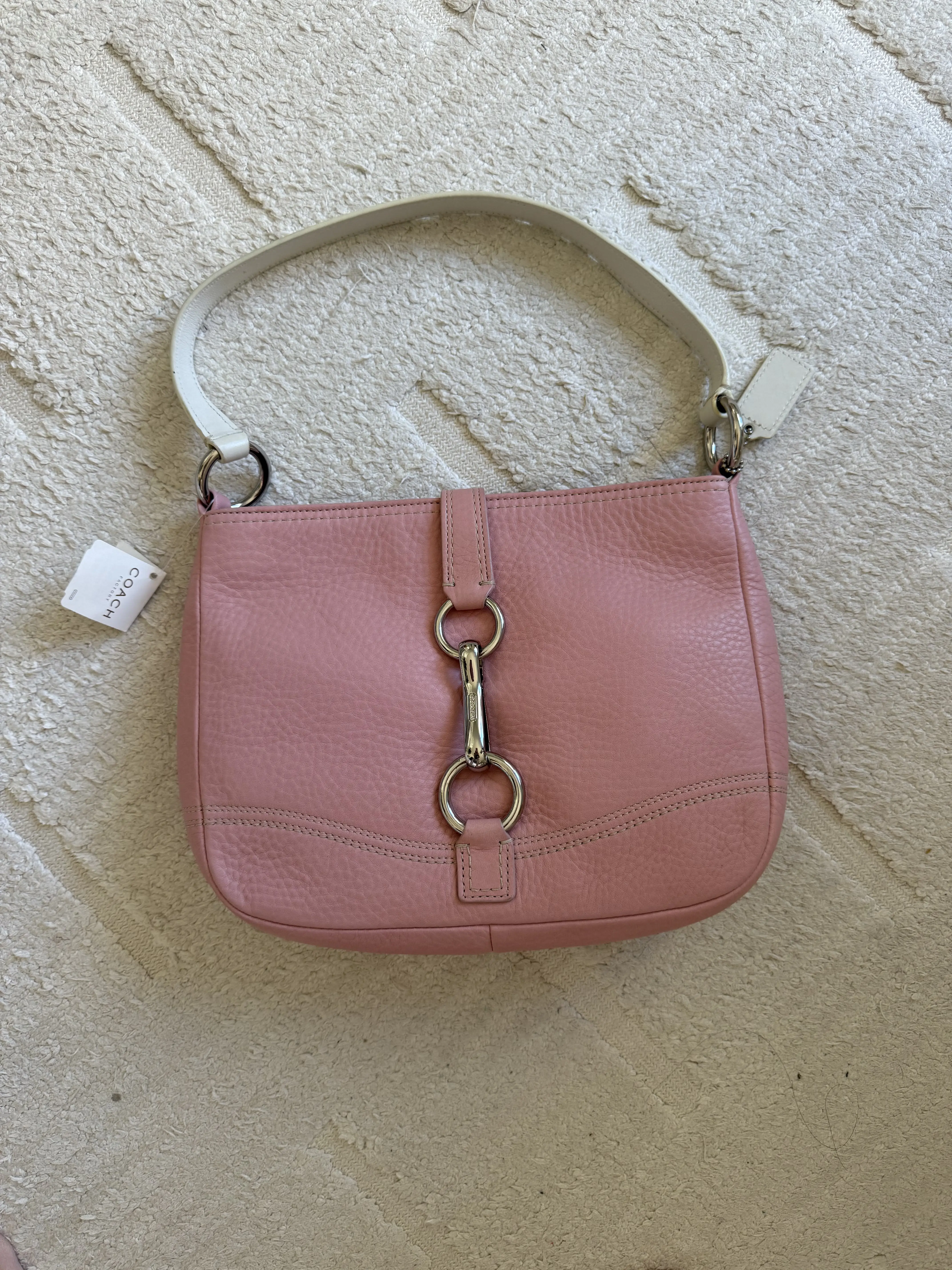 Pre-owned coach leather shoulder bag Pink Hobo