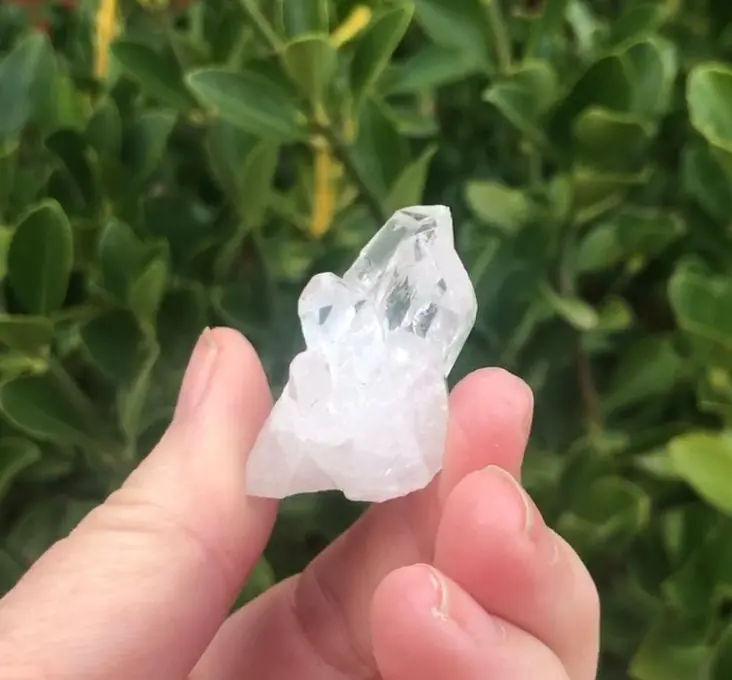 Natural Mini Clear Quartz Druzy Crystal Healing Stone for Energy Amplification and Immune System Support