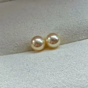 011 seawater pearls earrings in sliver