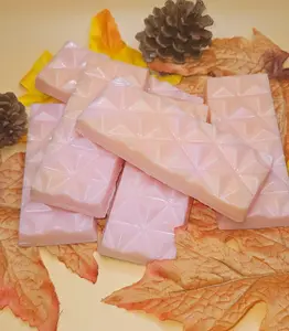 SNAP BARS Candle Decor