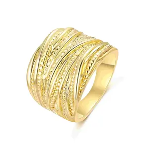 Aprilery Classic Intertwined Crossover Ring - Bold Gold-Tone Statement Jewelry