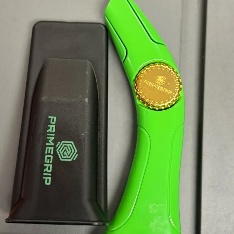 Primegrip Knuckle Saver Roofing Knife, Heavy-Duty Cutting Tool for Roofing Materials