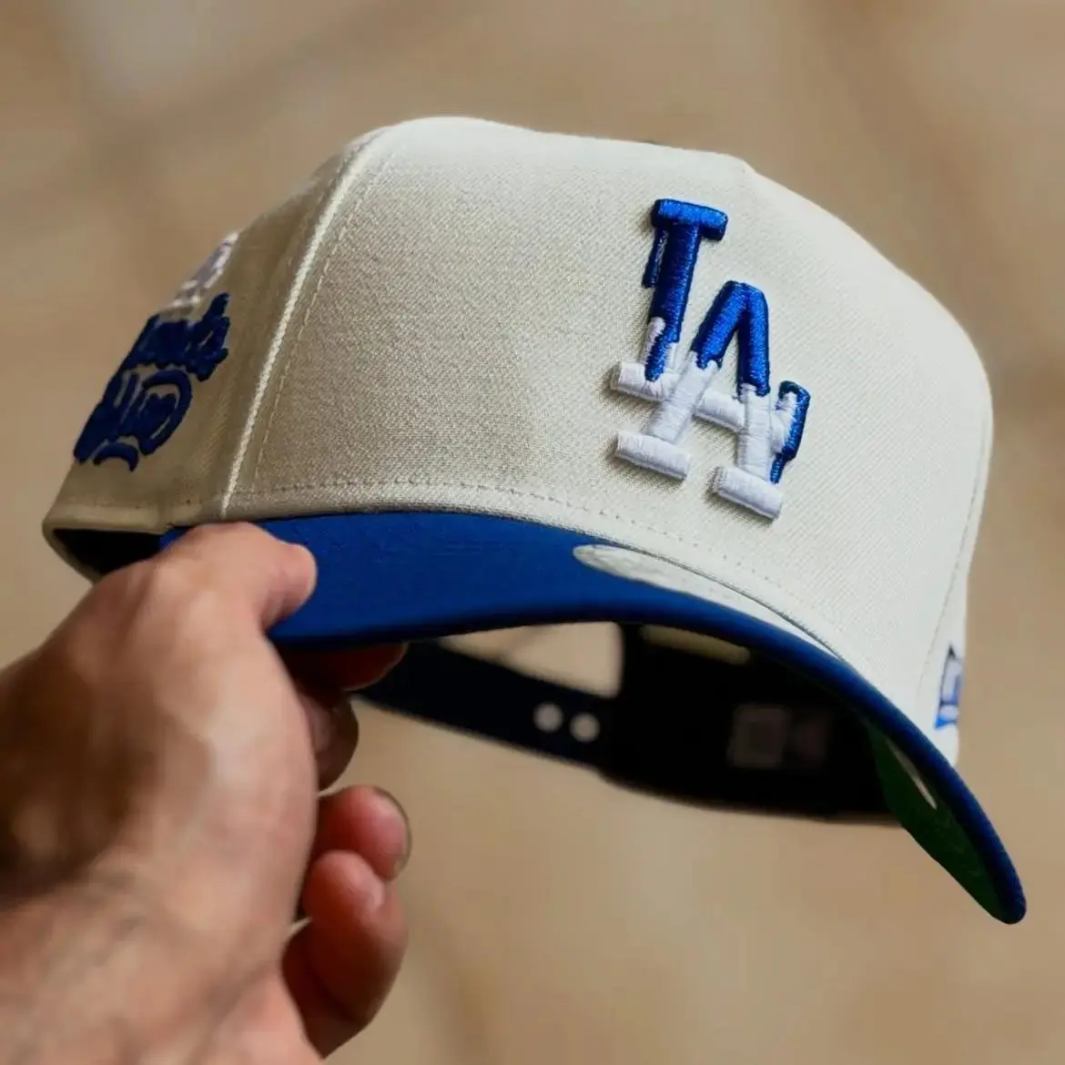 New Era Los Angeles Dodgers LA 9FIFTY 9FORTY Snapback 2-Tone Cream Blue Authentic MLB Baseball Cap, Adjustable Flat Brim, Embroidered Logo, Unisex Streetwear Collectible, Limited Edition Casual Gift, USA Trending Style 2026