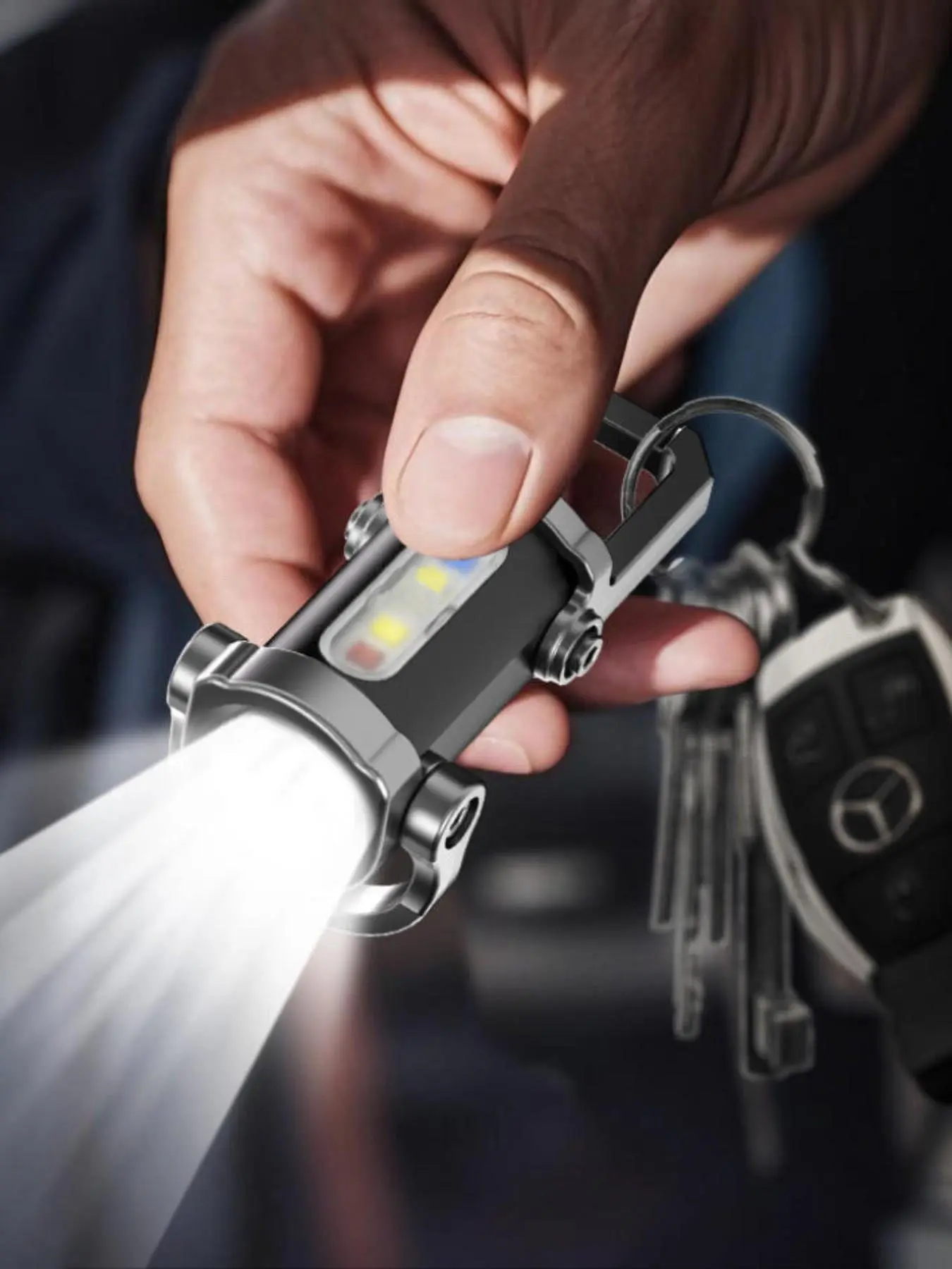 Portable Keychain Flashlight, Mini LED Torch Key Chain, High Brightness Night Outdoor Lighting, Bag Pendant Gift for Men Women, High Lumens Flashlight