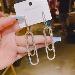 Zhi Ling Fashion Style Inspired Paperclip Drop Earrings with Sparkling Details and Elegant Design for Versatile Fashion Statement