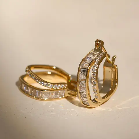Women's Cubic Zirconia Geometric Square Hoops Shape Earrings, Simple Versatile Casual Elegant Design Party Jewelry, Fashionable Jewelry Accessories, Versatile Wear, Sparkling Earrings, Cubic Zirconia Designs, Good Earrings