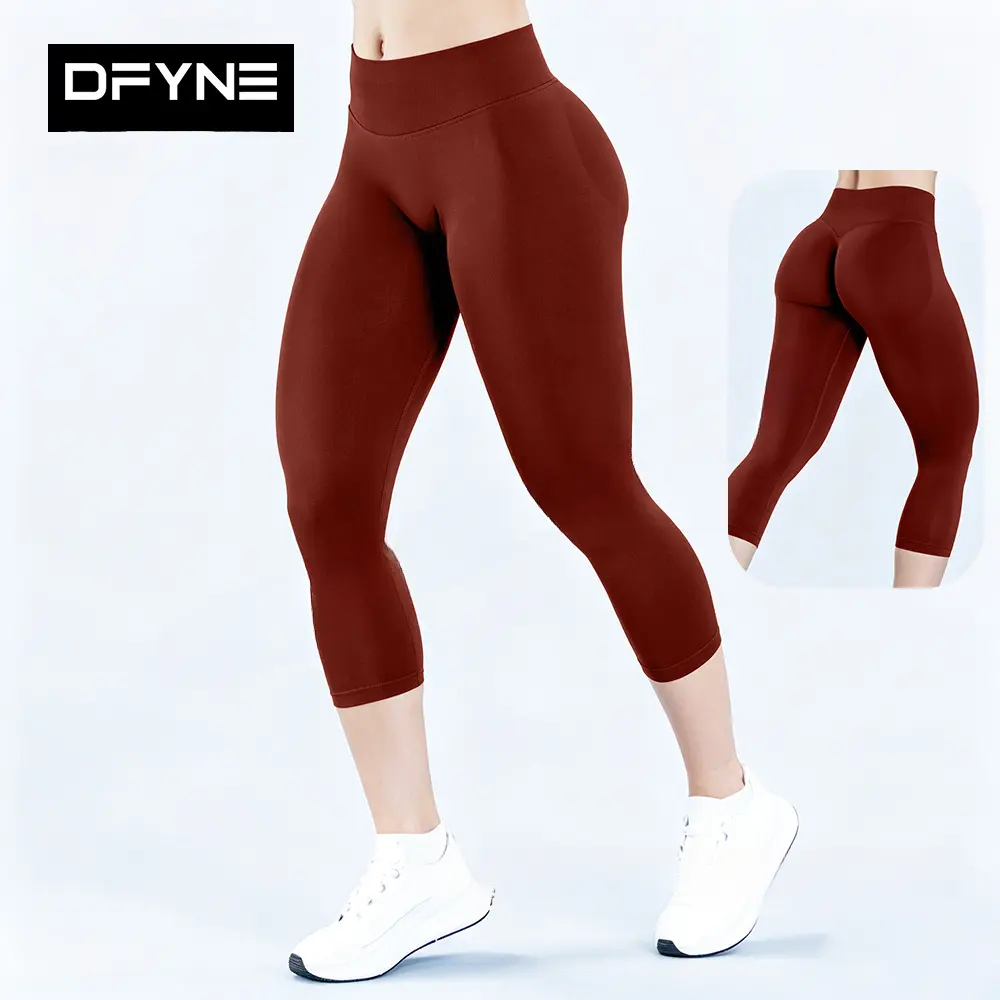 DFYNE Women’s Seamless Capri Pants - 3-Tier Waistband, Butt Contoured Capri Leggings for Workout, Gym, Capri Pants Women