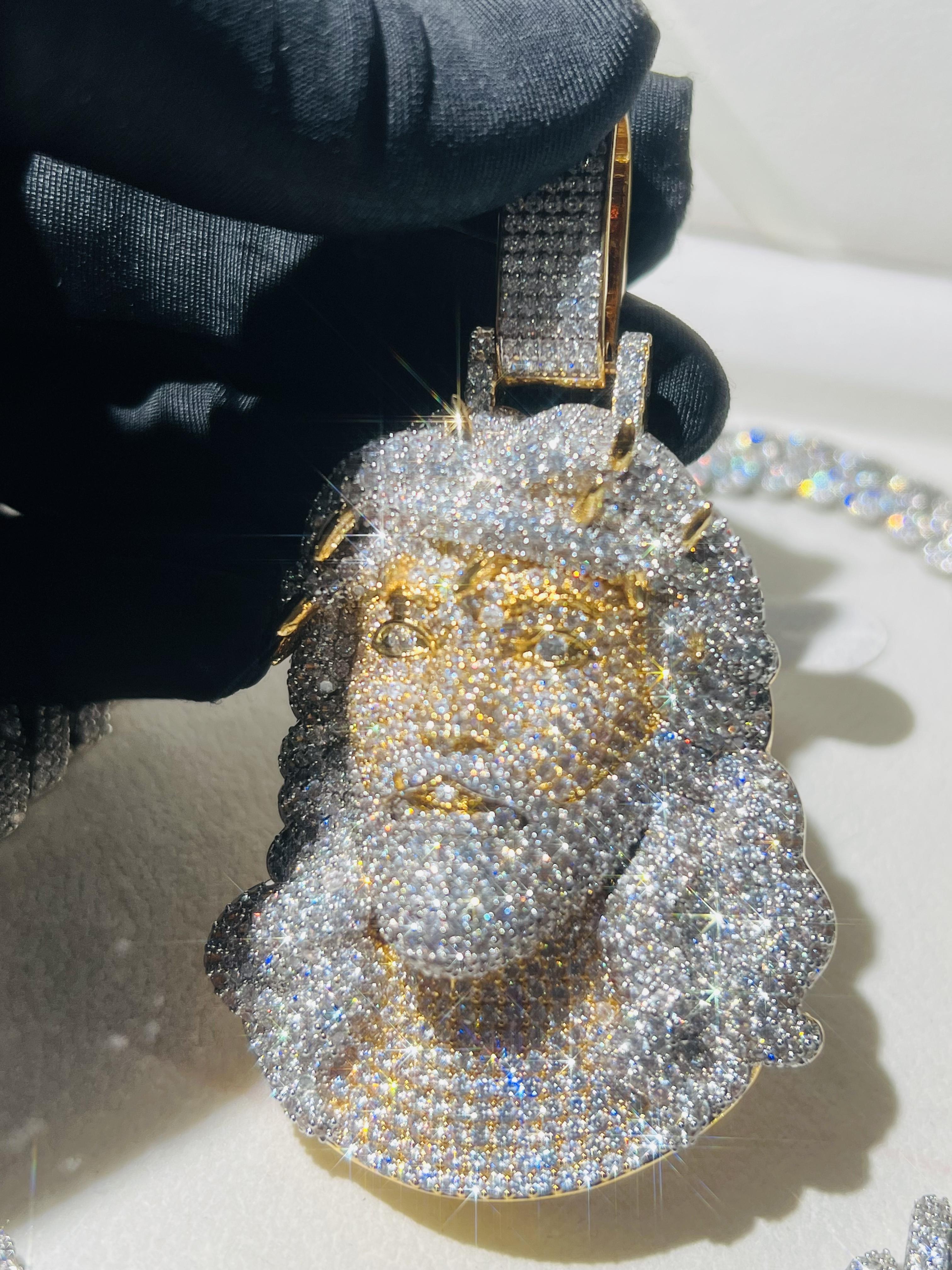 Custom pendant chilled hip-hop Jesus accessory mixed color high-grade glory hip-hop hoarfrost pendant fashionable men's VVS diamond Jesus pendant, gift for friends and family, anniversary gift, birthday giftFree Shipping+7-15 Day Delivery