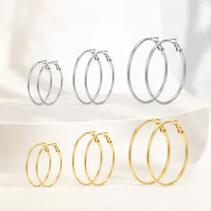 6 Pairs Titanium Steel Hoop Earrings Set, Gold & Silver Tone 40/50/60mm Large Round Hoops, Lightweight Hypoallergenic Big Circle Earrings for Women, Statement Everyday Jewelry, Waterproof Durable Fashion Accessory