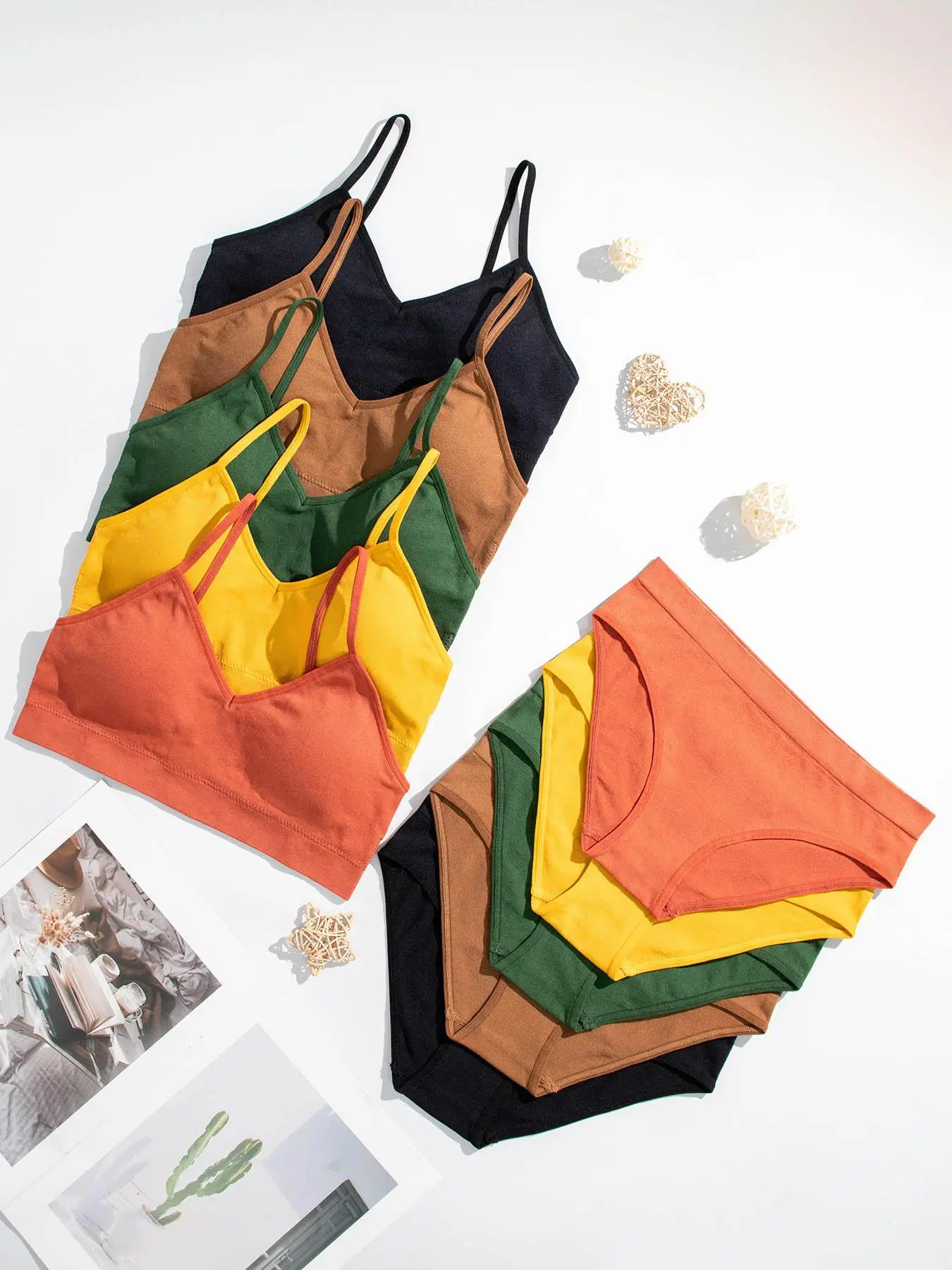 5 Pack Seamless Solid Spaghetti Strap Women Lingerie Set, Cute Wireless Bra With Removable Padded Cups, All Season Comfort Basic Innerwear Womenswear Crewneck