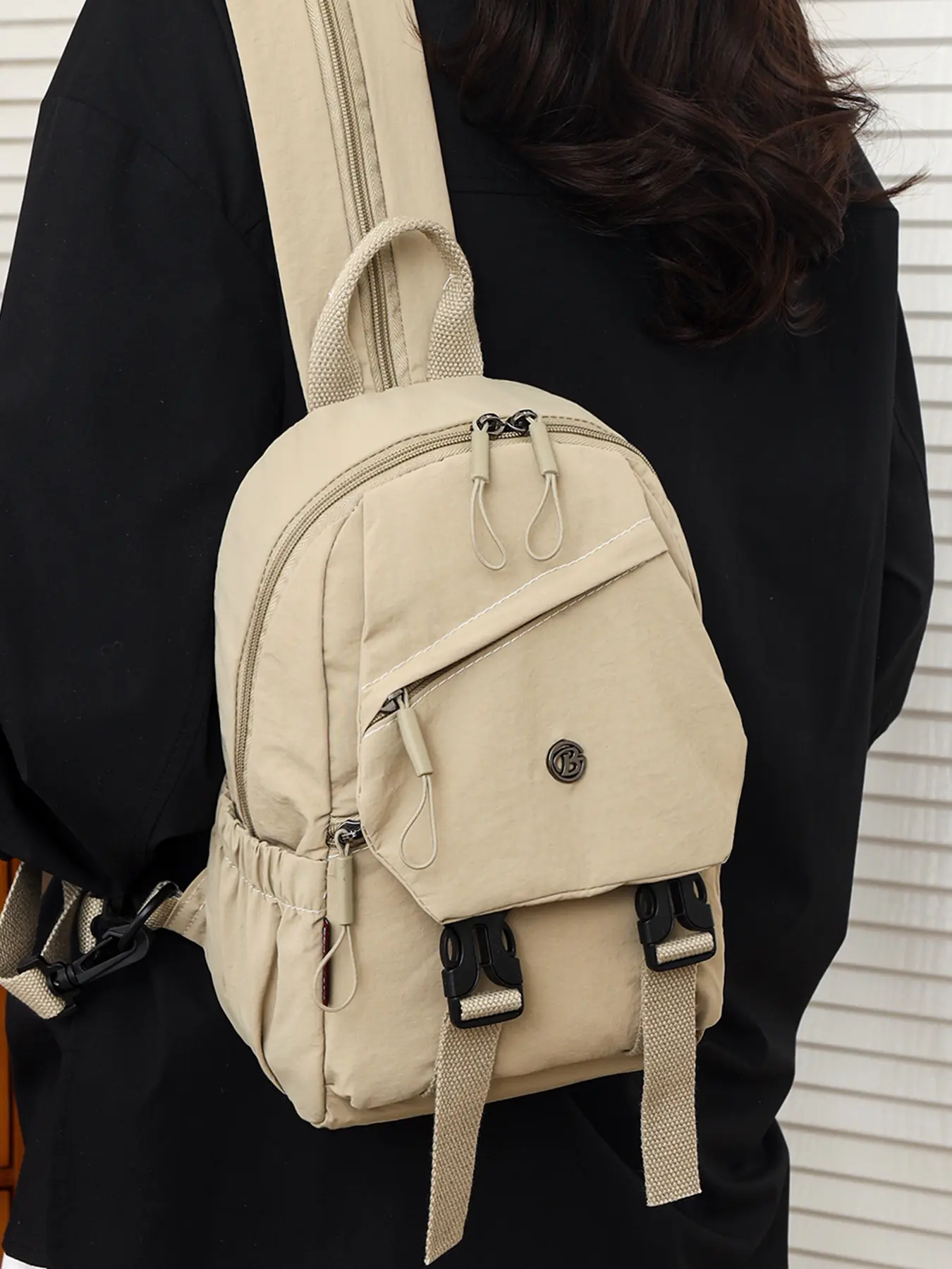 Portable chest bag, casual versatile backpack, solid color texture trendy backpack, one bag with four uses, suitable for commuting, daily matching, Multifunctional Backpack, Casual lightweight backpack, Zipper Belt Bag