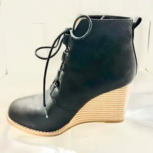 Nautica Waterline Wedge Booties Ankle Lace Up Black Size 8.5 Walking Shoes Women Girl Footwear
