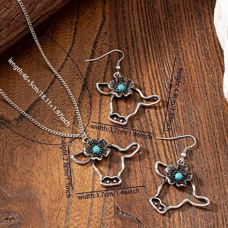 3pcs Scottish Highland Cow Jewelry Set for - Turquoise Stone Scottish Cow Pendant Necklace & Earrings, Hollow Cow Cattle Head Charms, Boho Western Accessories, Year-Round Scottish-Themed & Parties