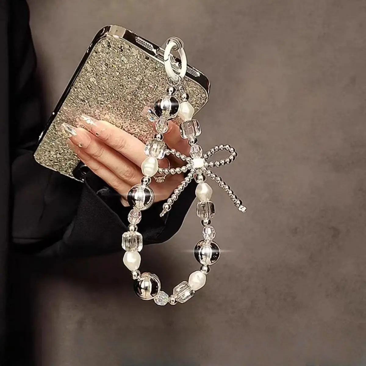 Luxury High-end Bowknot Beaded Chain Lanyard Mobile Phone Case Cell Phone Charm Car Key Chain Bag Pendant Strap Bracelet With Transparent Clip Phone Accessories
