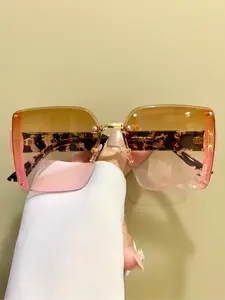 Unisex Street Style Ombre Lens Rimless Sunglasses, Trendy Tinted Lens Sunglasses for Everyday Use, Fashion Accessories for Outdoor Activities, Stylish Glasses