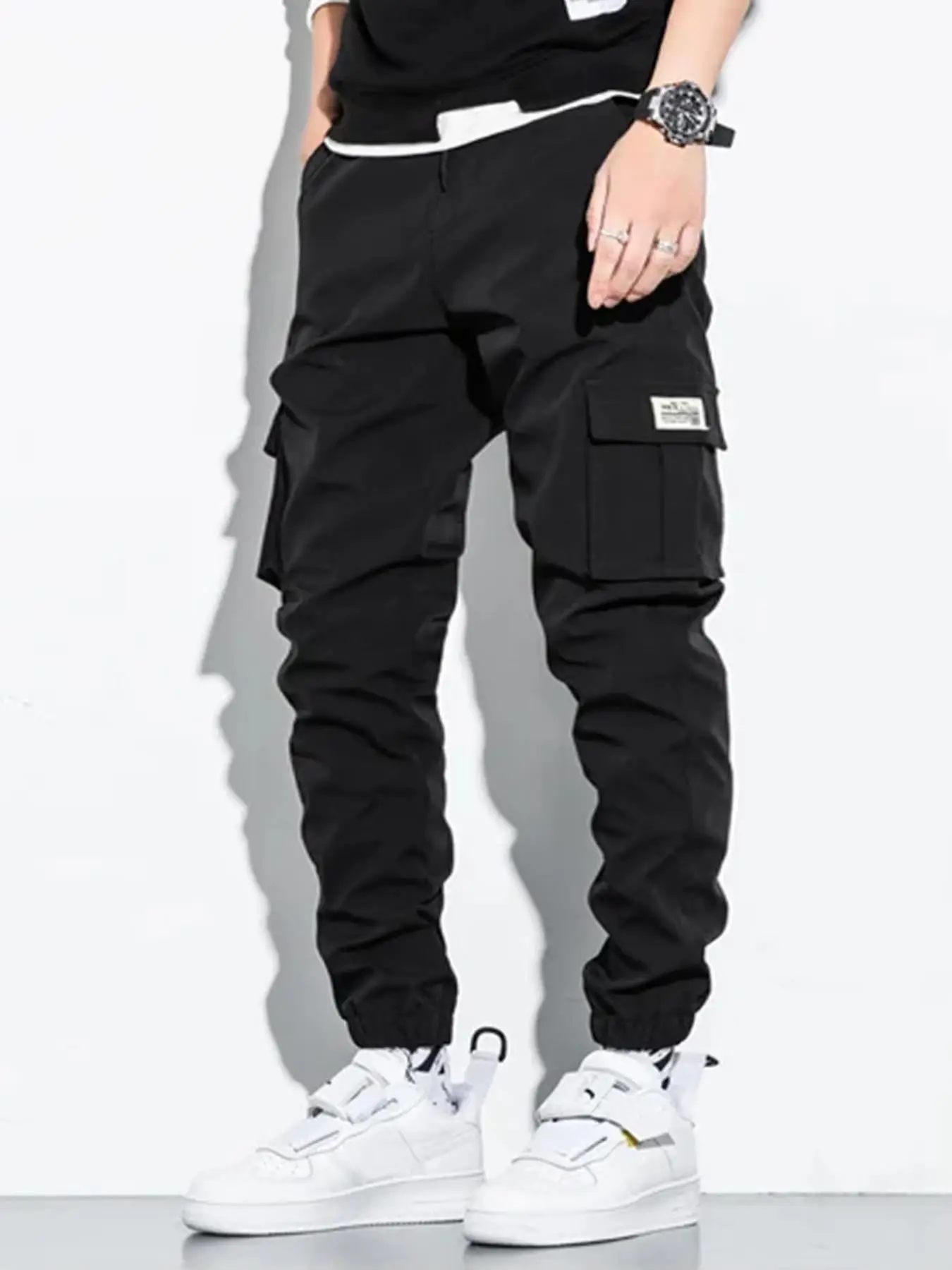 Men's Letter Patched Pocket Cargo Pants, Stylish Loose Drawstring Trousers, Drippy Outfits, Going Out Outfit, Menswear Clothing