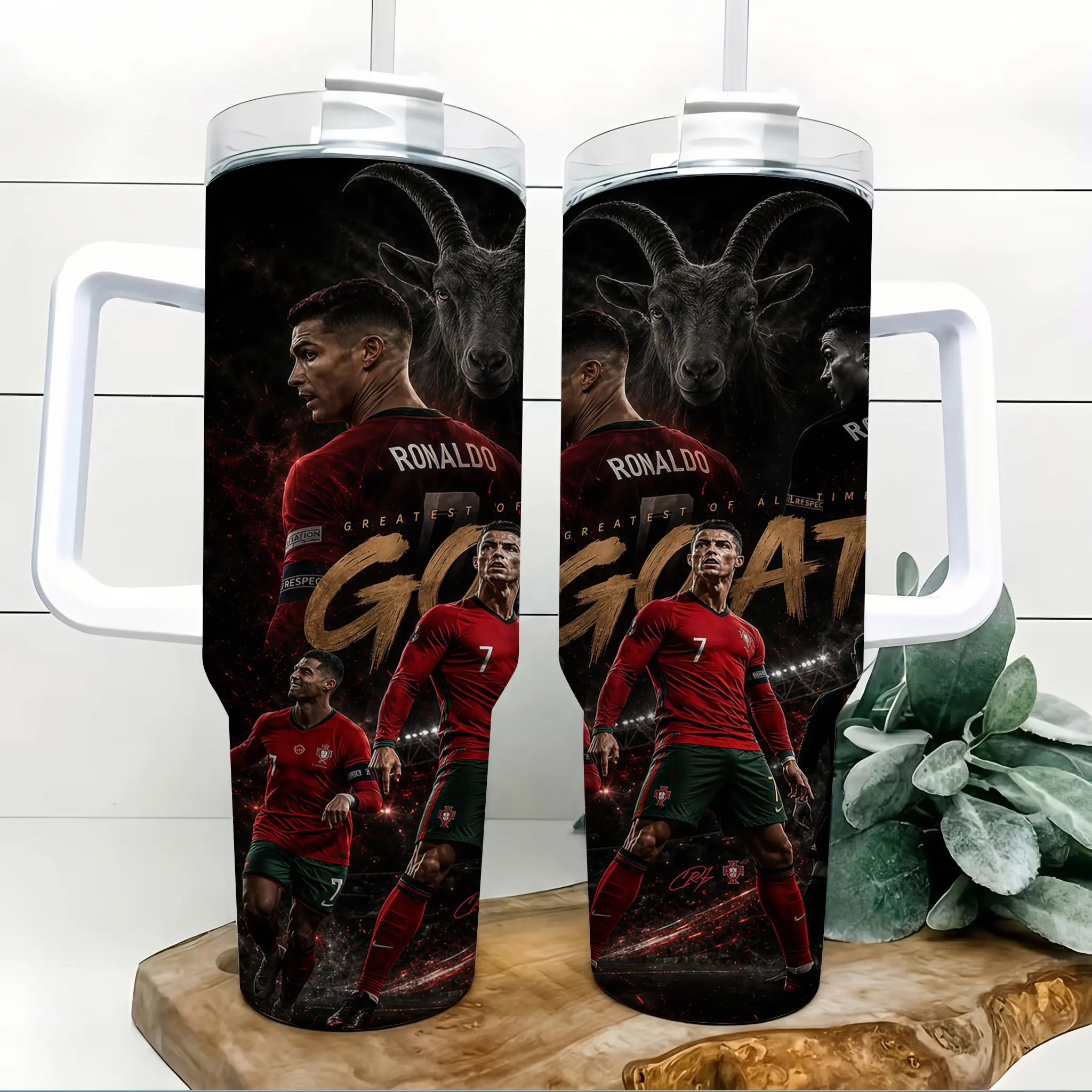 Cristiano Ronaldo GOAT No.7 Soccer Legend 40oz Tumbler with Handle and Straw, Red Football Champion Graphic Insulated Cup, Stainless Steel Travel Mug Water Bottle Coffee Cup for Sports Fans Gym Car Office Birthday Gift