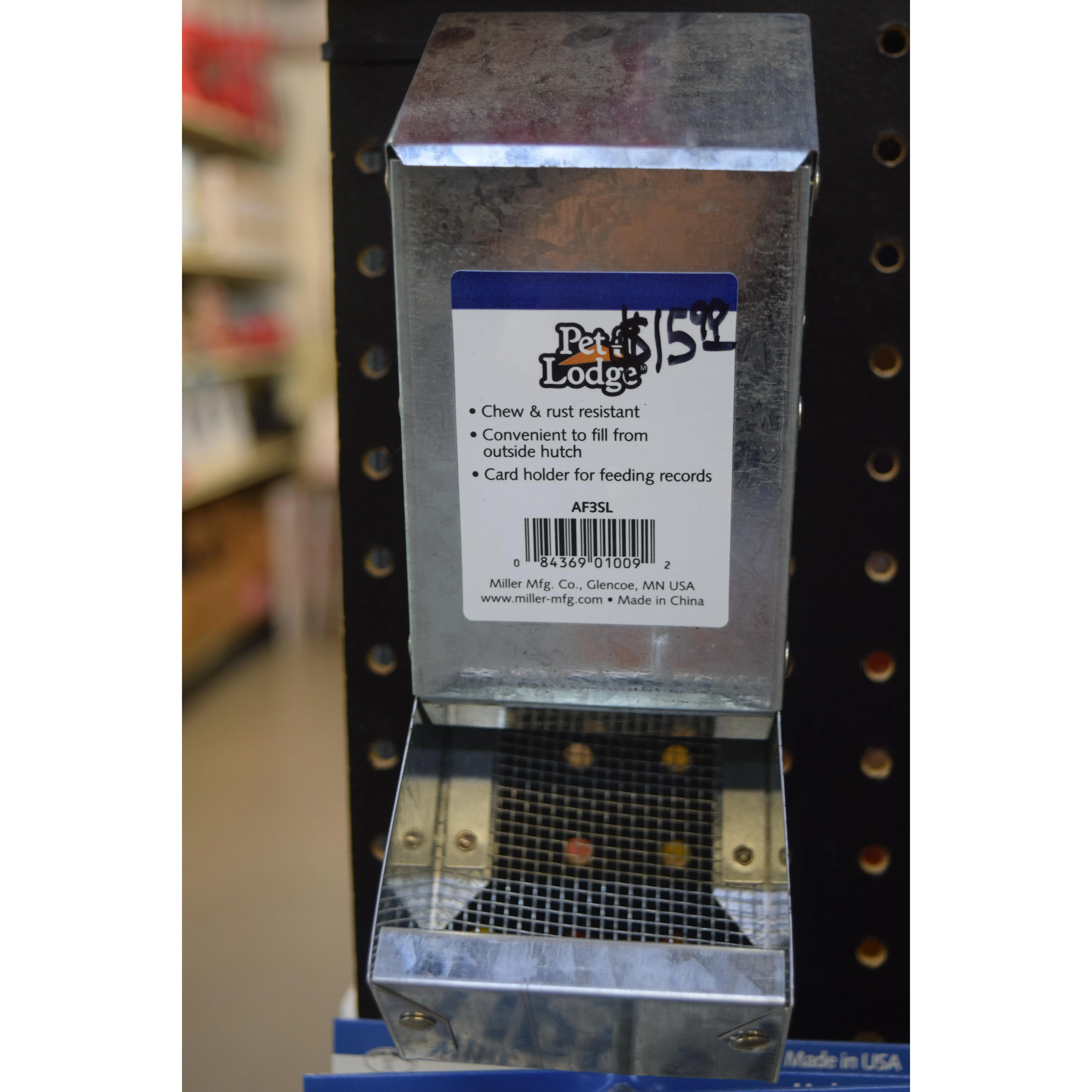 Cage Feeder