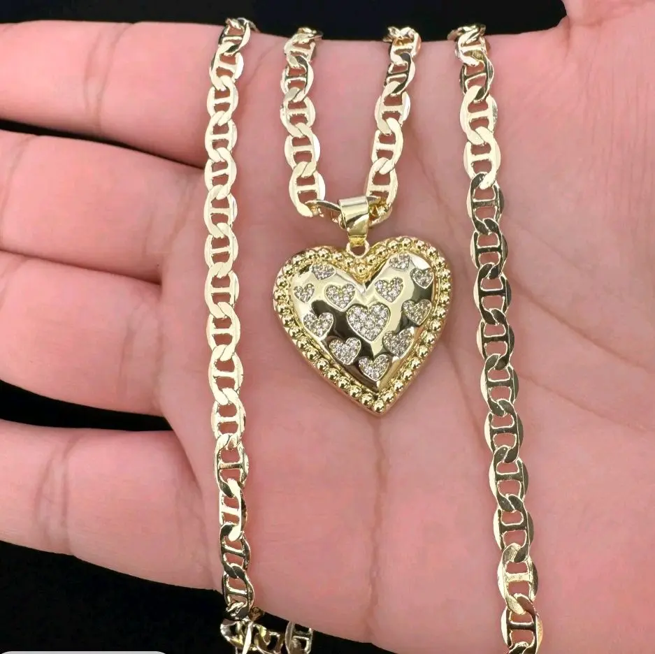 Clau gold heart necklace Clau gold heart necklace