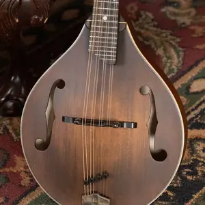 Eastman MD305 Spruce/Maple A-Style Hand-Carved Mandolin #3574