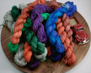 Test Mini-Skeins