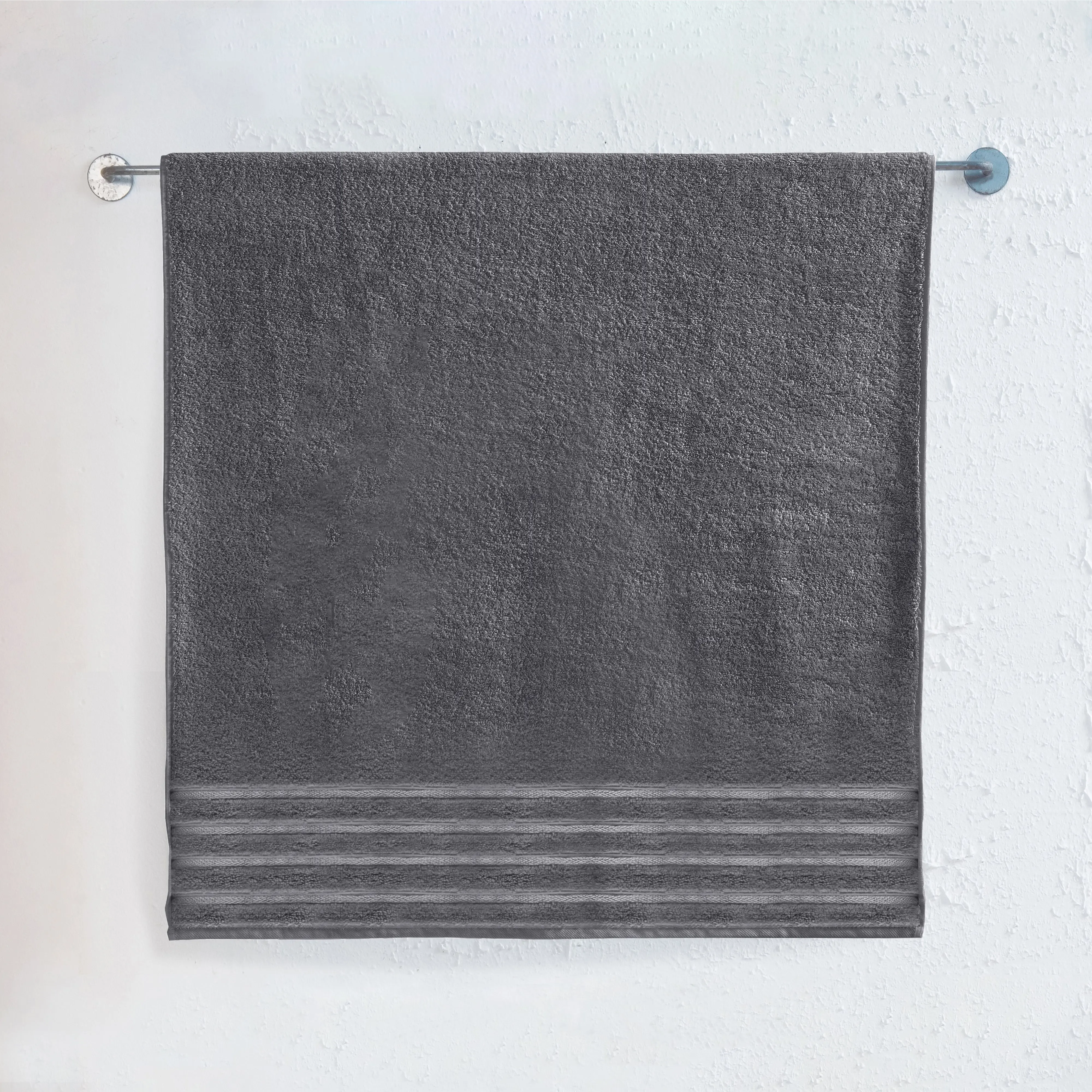 Mocassi 1-Piece Turkish Cotton Jumbo Towel with 4-Lines Stripe Design, Hotel Premier Quality, 35in x 70in