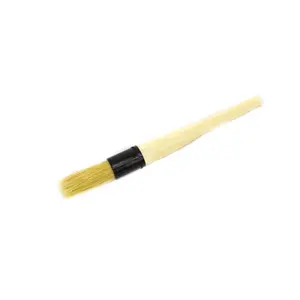 Detailing hair brush