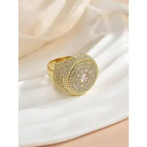 Rhinestone Decorated Copper-Base Gold Color Stackable Men's Fashion Ring, Ideal for Daily-Casual Wear, Perfect Gift for Trendy Fashion Enthusiasts, Rhinestone Decorated Ring