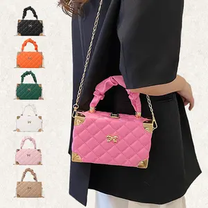 Women's Exquisite Small Square Bag Chain Shoulder Strap Design Shoulder Bag Elegant Handbag Aesthetic Evening Bag