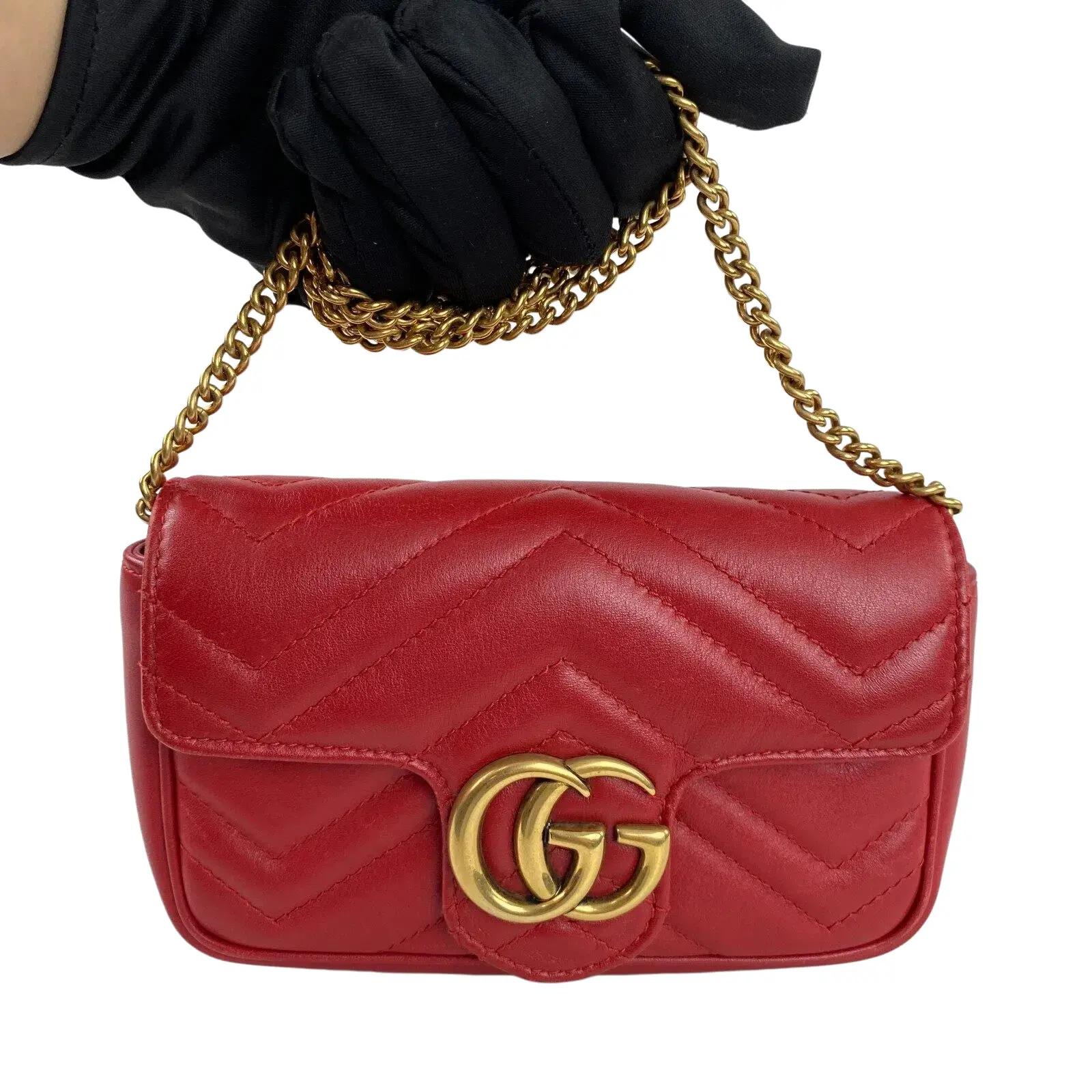 Pre-owned GUCCI leather handbag Marmont Super Mini Quilted Chain Bag qg1345