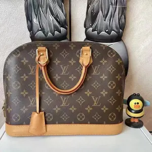 Pre-owned Louis Vuitton alma handbag gm
