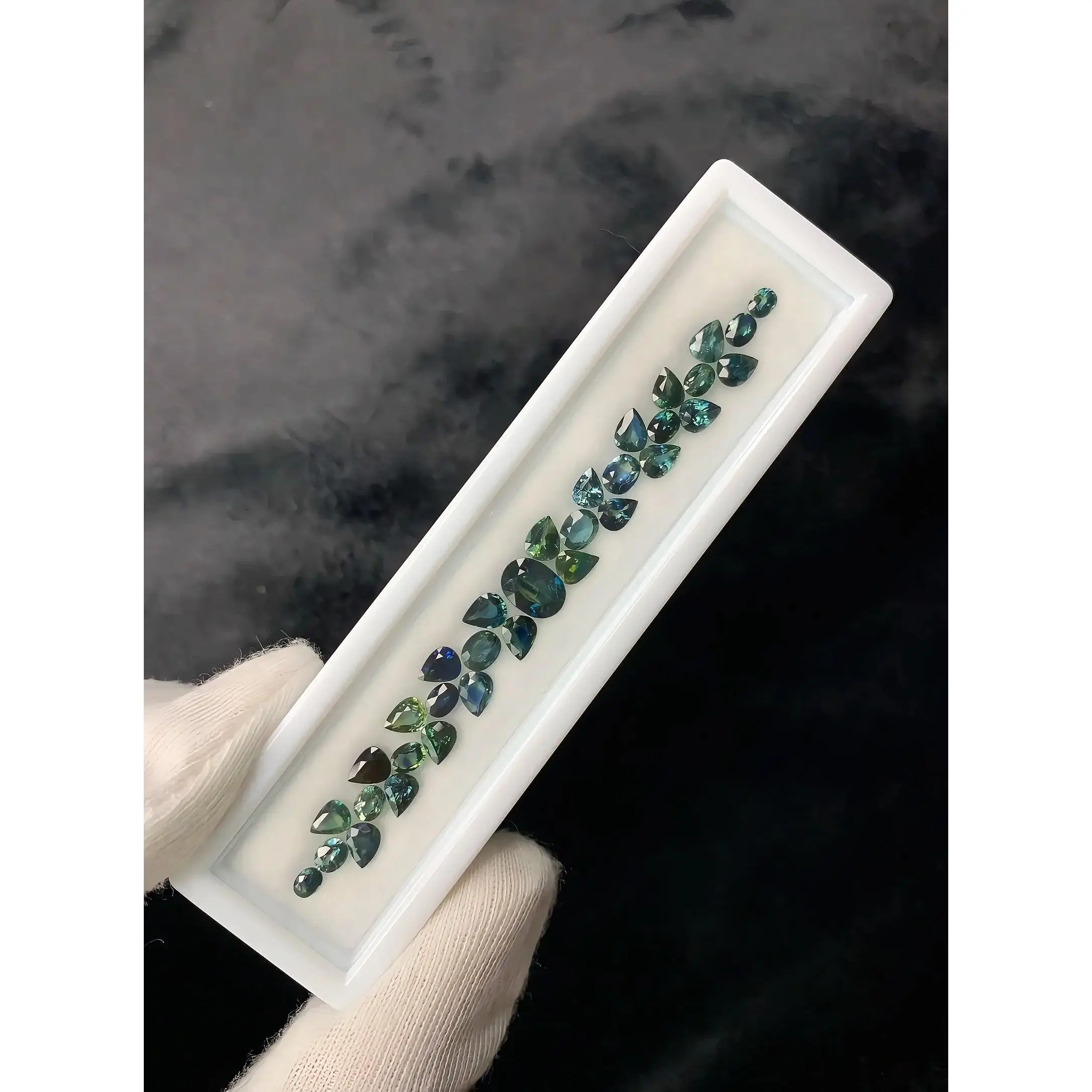 Natural Montana Sapphire, 11.18 ct Total, WAVS1 Model Artificial Gemstone for Jewelry Accessories & Derivatives