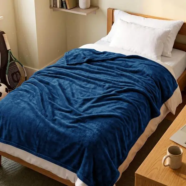 Utopia Bedding Anti-Static Fleece Bed Blanket - Twin XL Navy (90x76 in), Ultra-Soft Microfiber Plush, Cozy Warm, Lightweight Breathable, College Dorm Essential