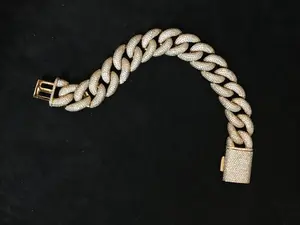 M2-9095 Luxury Gold-Tone Chain Bracelet with Rhinestone Accents and Secure Clasp Design outdoorfun