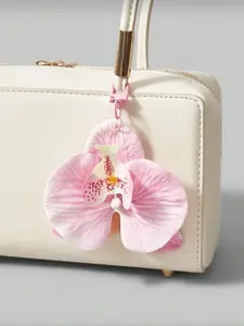 Gentle and delicate texture versatile Phalaenopsis bag hanging, niche design pink and white gradient pendant, personalized classic versatile bag pendant, simulation three-dimensional design versatile pendant, Bag Charms, Bag Decoration