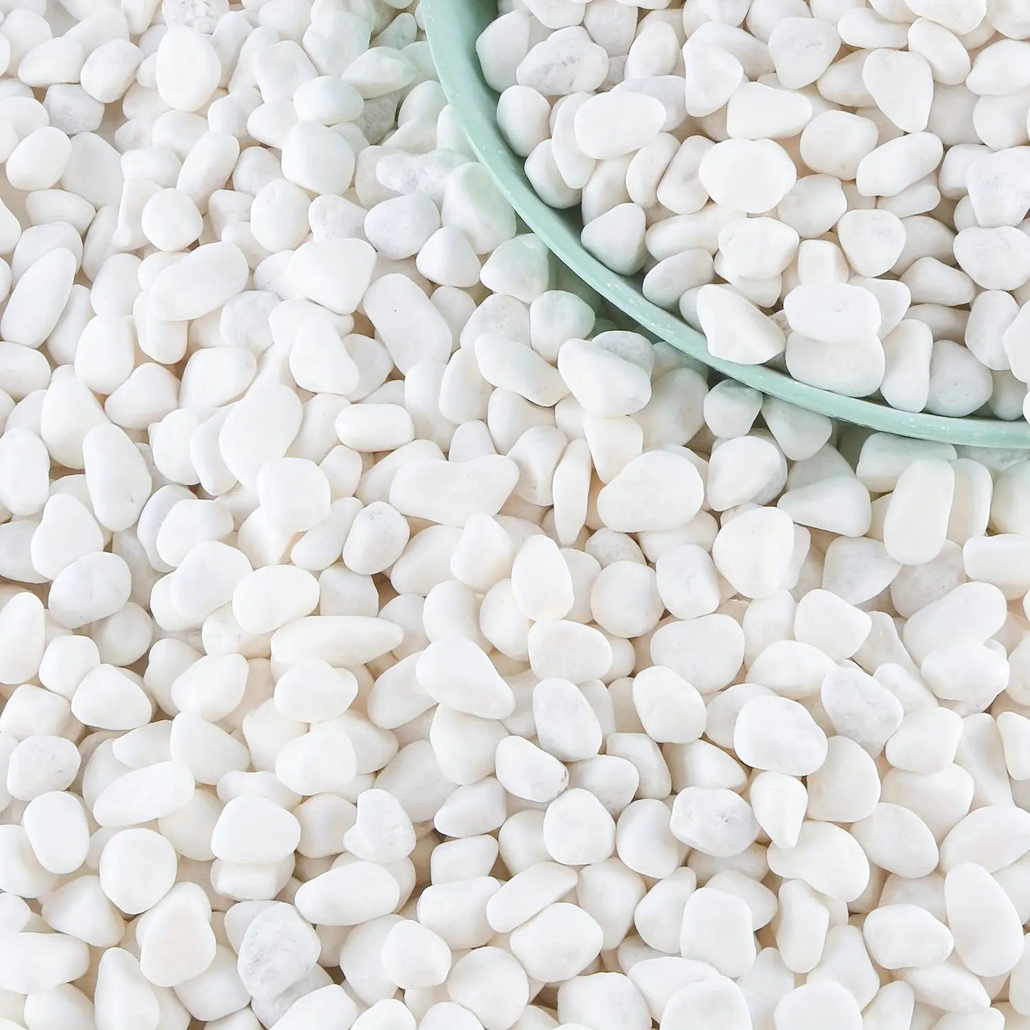 Pebbles for Plants 3lb/9lb/18lb, Nature River Rocks for Garden Vase Filler, Decorative White Gravel Stones Outdoor 0.47-0.59inch, Polished River Rocks for Landscaping for Fish Tank Aquarium
