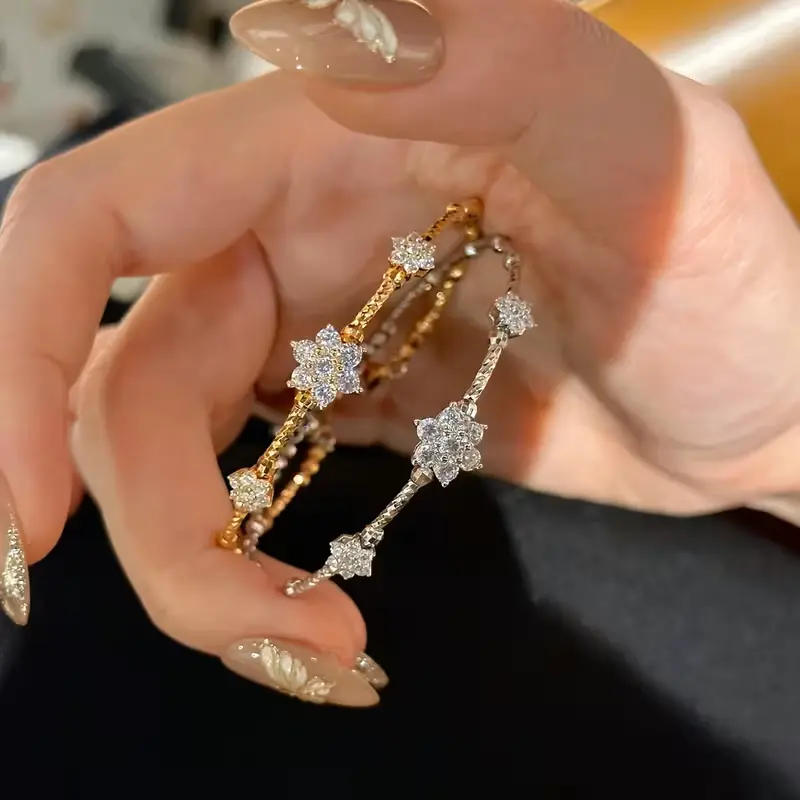 Snowflake Sparkle Bracelet ️ | Dainty, Elegant, Winter-Inspired