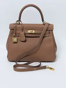 Pre-owned HERMÈS Leather Shoulder Bags Kelly Retourne 25 Gold Togo with Gold Hardware Top Handle Handbag Crossbody bag BIN002HM