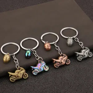 1 Piece Durable Motorcycle Helmet Keychain - Heavy Duty Realistic Design Keyring Pendant for Bikers, Car Advertising Promotional Gifts