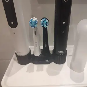 Double Oral-B Io 8 Holder, Toothbrush Storage Rack, Bathroom Toothbrush Organizer, Compatible with Oral-B Io 8, Space-Saving Design