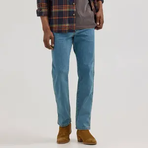 Wrangler Men's Relaxed Fit Straight Jeans