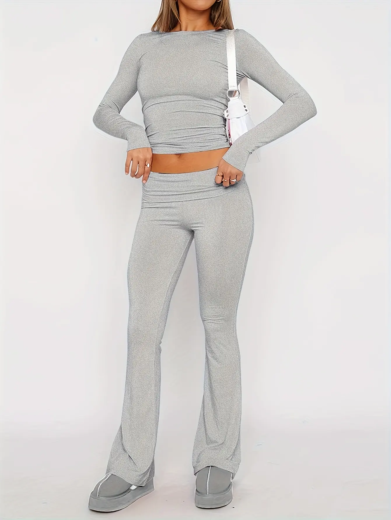 Two-Piece Set Women's Plain PantsSet, Casual Long Sleeve Crop Tee &Fold Over Waist Flare Leg Trousers SetOutfit Sets for Women, Back To SchoolOutfits,Ladies autumn Two-pieceOutfits for Daily Outdoor Wear